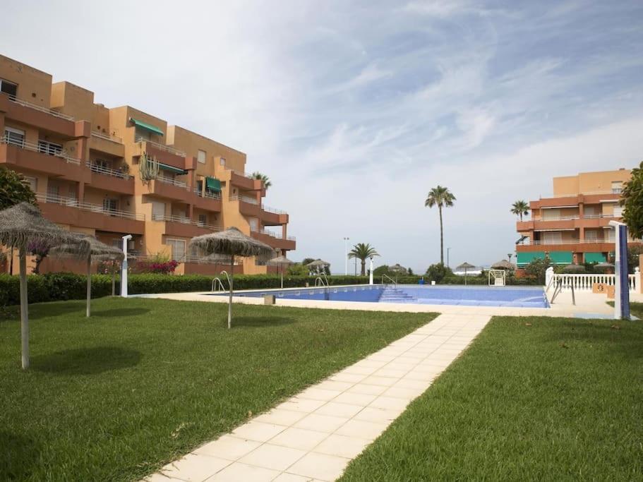 Jardines Del Mar Salobrena Apartment Luaran gambar