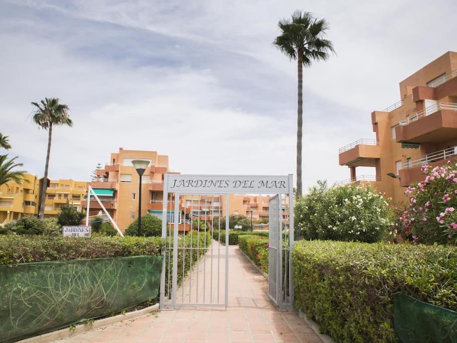 Jardines Del Mar Salobrena Apartment Luaran gambar